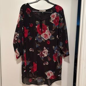 Daniel Rainn Red and Gray Floral Tunic Blouse